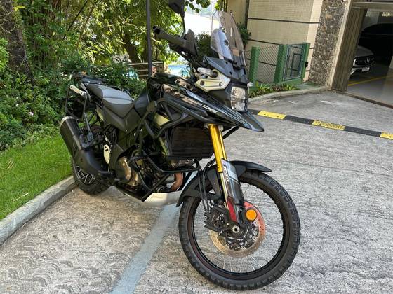 SUZUKI V-STROM 1050XT ABS 